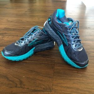 Brooks Ariel 16 Running Shoes